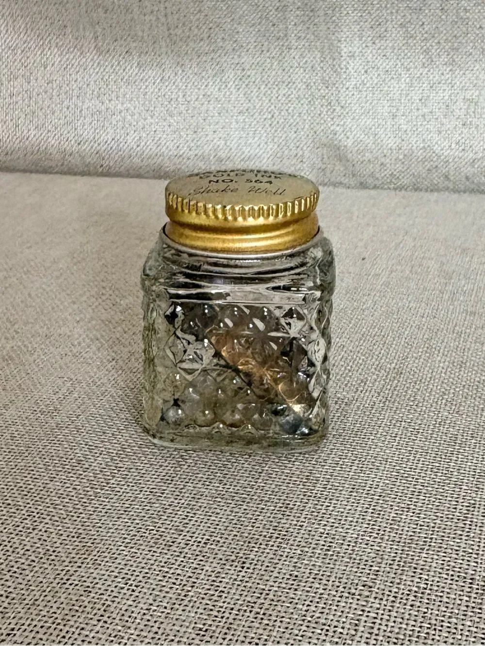 Vintage Sanford’s Gold Ink No. 564 Glass Bottle w/ Original Lid Dried Ink